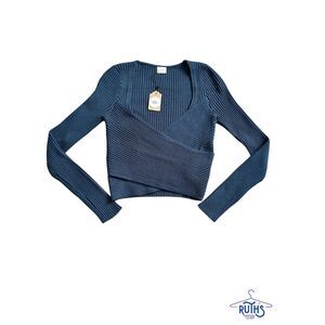 Abercrombie & Fitch Soft A&F Cropped Wrap Longsleeve Luxeloft Slim Sweater